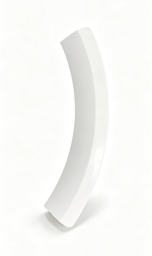 Pieza de repuesto de manija de puerta de secadora 00497522 que muestra integridad estructural y dise&ntilde;o ergon&oacute;mico
